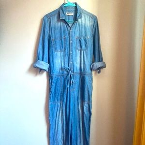 Cute Lightweight Denim Jumpsuit